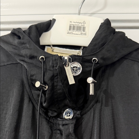 Michael Kors Women's  Hooded Jacket Black Lightweight Size M - Picture 4 of 15
